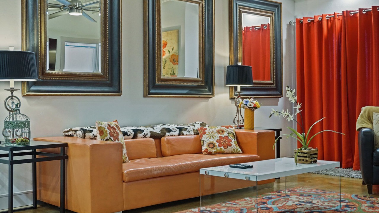 Photo of Livingroom in Midtown