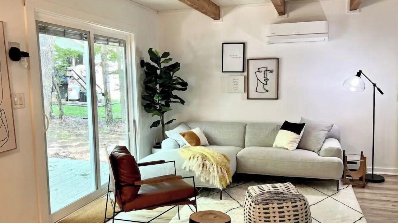 Photo of Livingroom in Long Pond