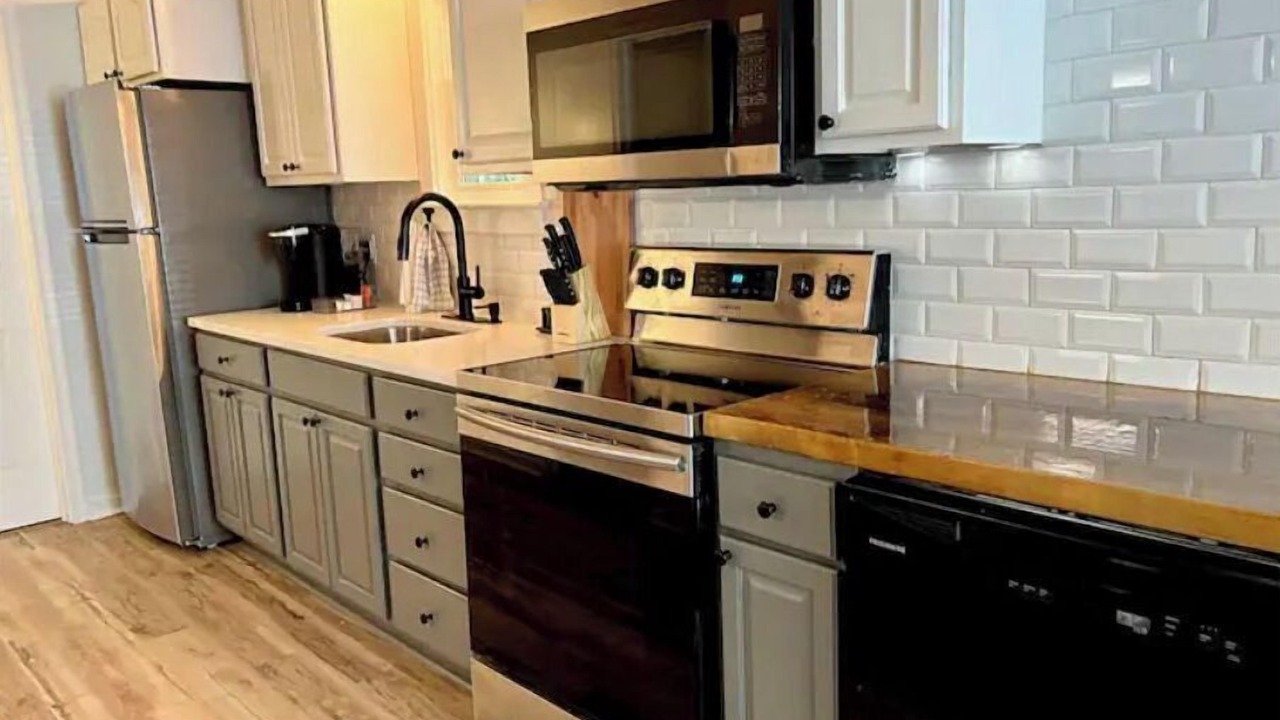 Photo of Kitchen in Long Pond