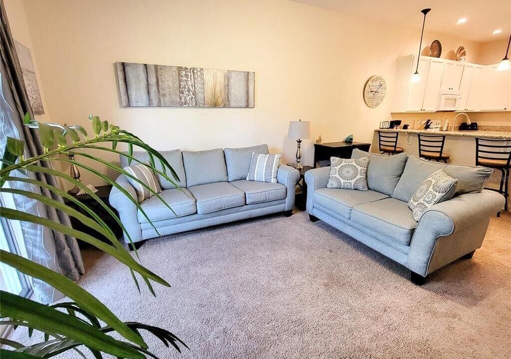 Photo of Livingroom in Bahama Bay
