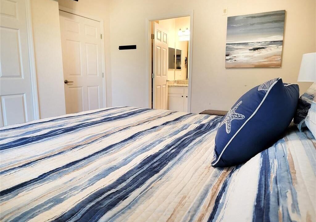 Photo of Bedroom in Bahama Bay