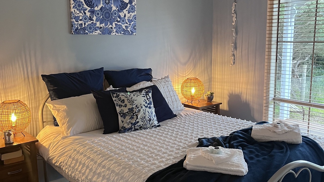 Photo of Bedroom in Golden Beach