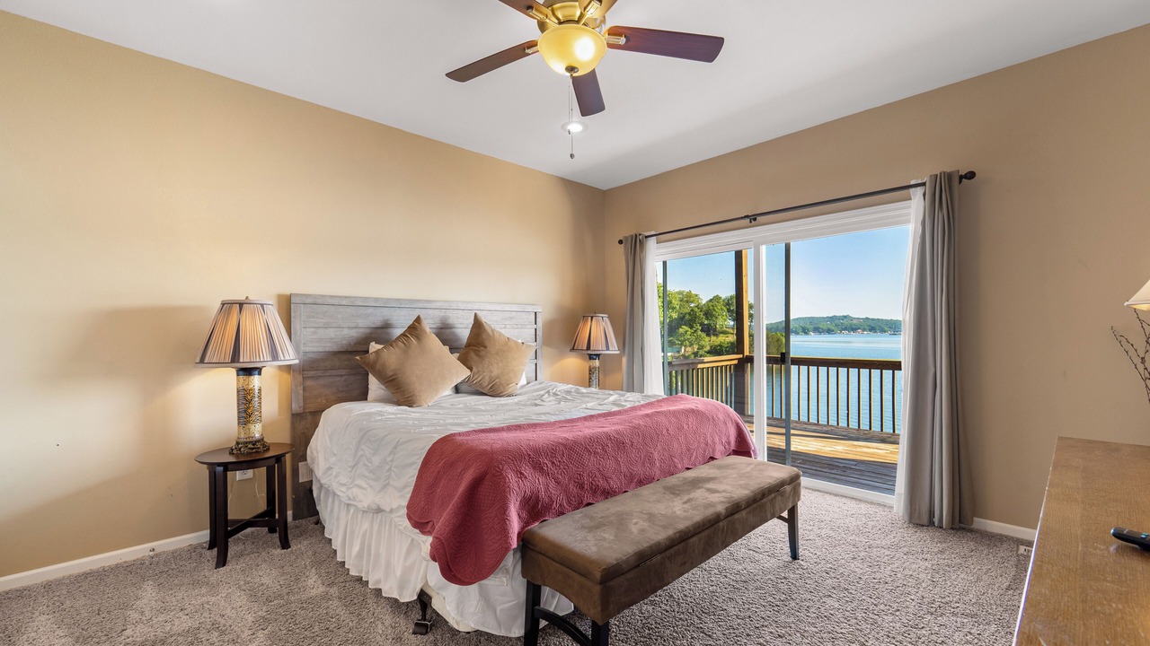 Photo of Others in Lake of the Ozarks