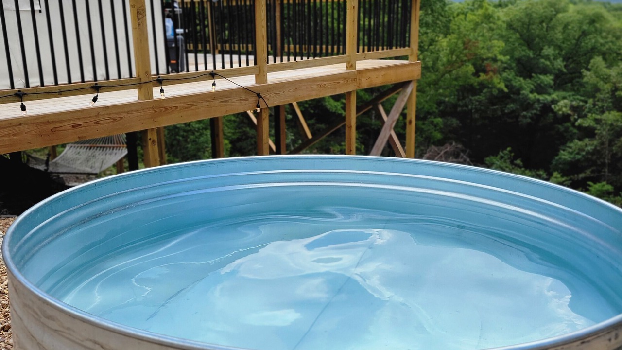 Photo of Outdoor in Squires