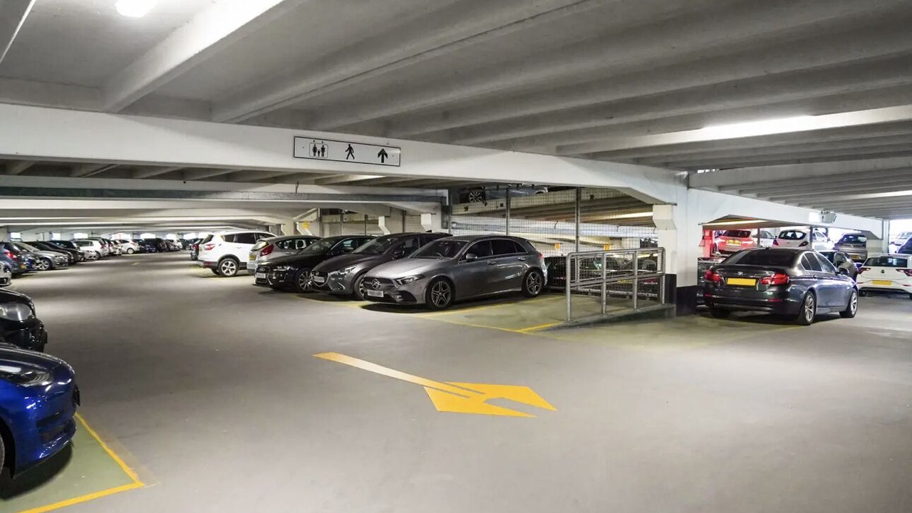 Photo of Others in Leeds