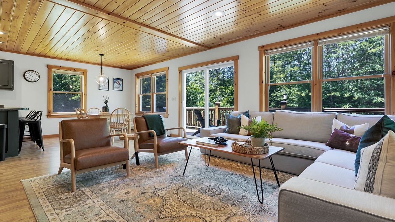 Photo of Livingroom in Bethel