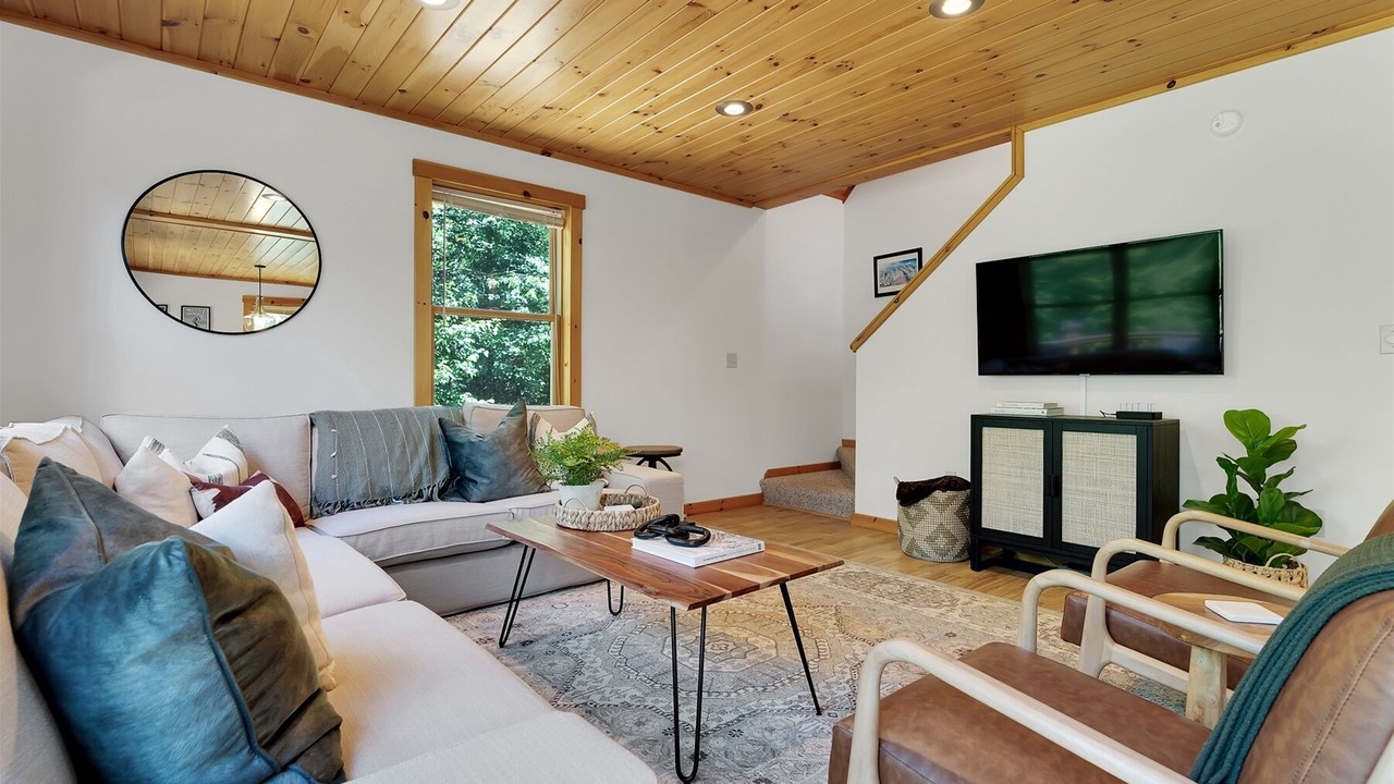 Photo of Livingroom in Bethel
