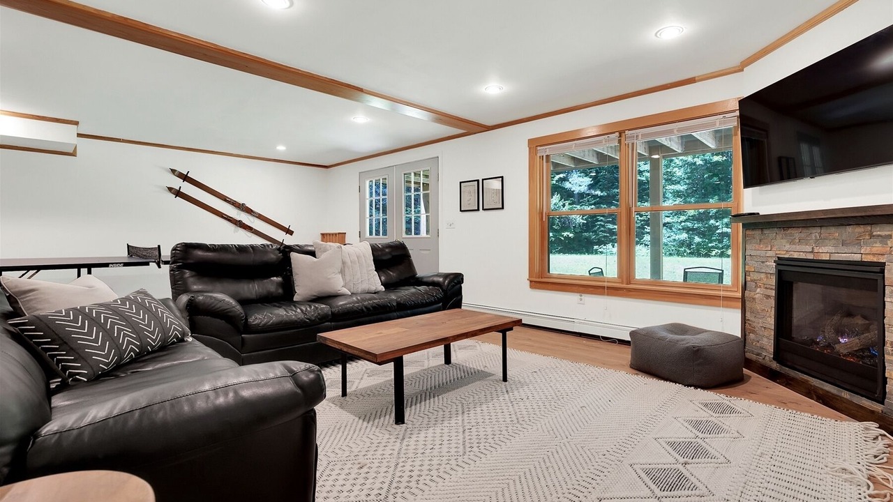 Photo of Livingroom in Bethel