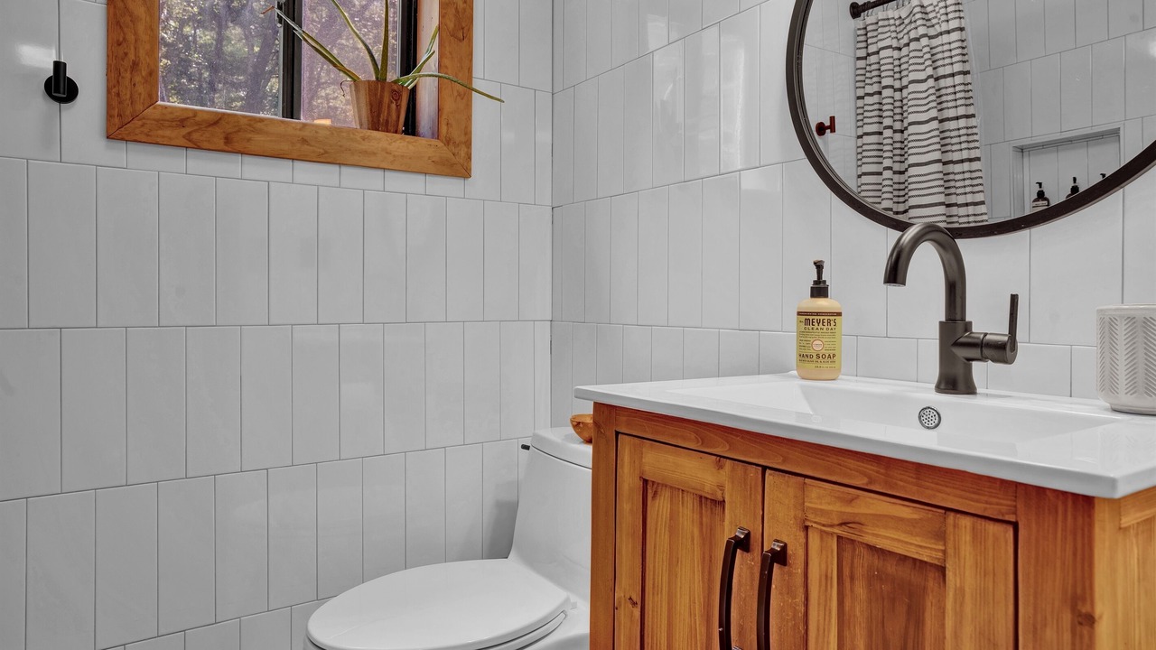 Photo of Bathroom in Riverside Estates