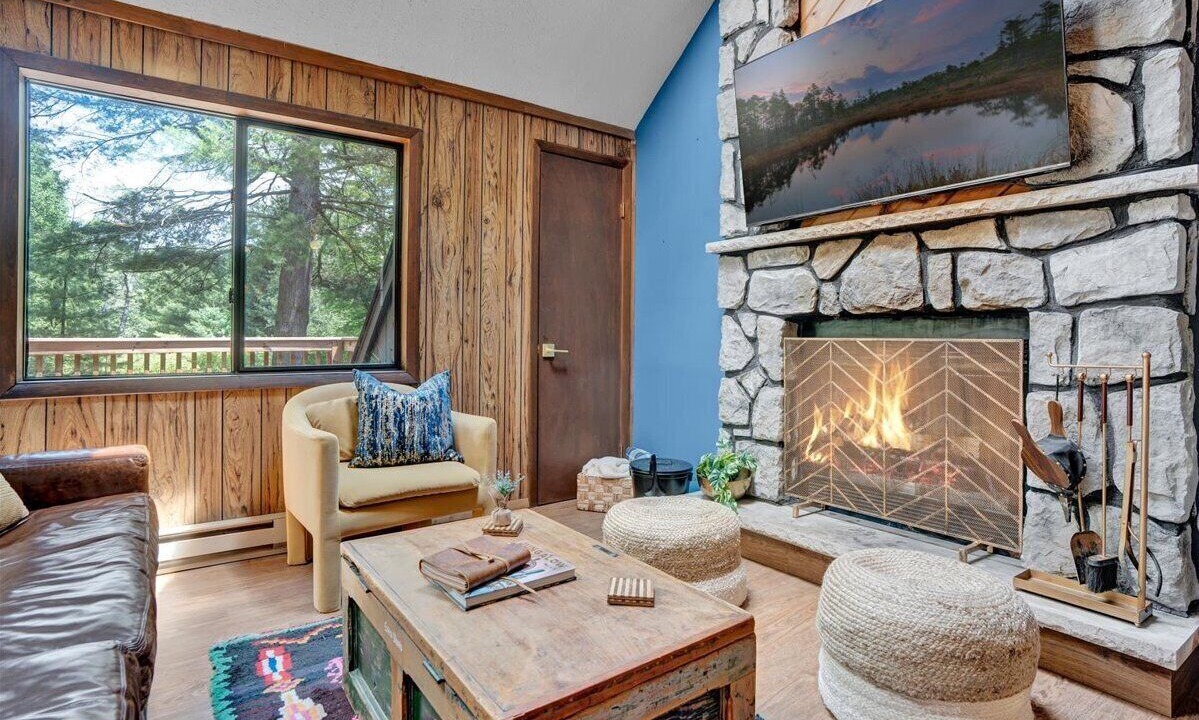 Photo of Livingroom in Riverside Estates