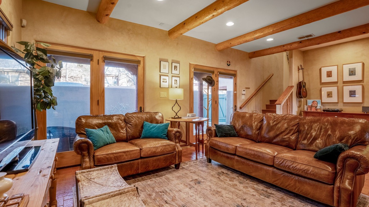 Photo of Livingroom in Northeast Santa Fe