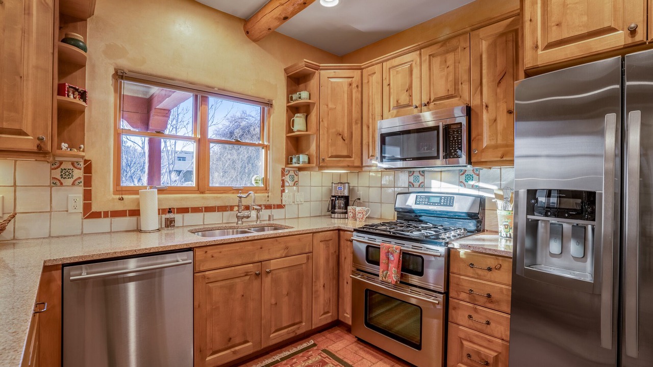 Photo of Kitchen in Northeast Santa Fe