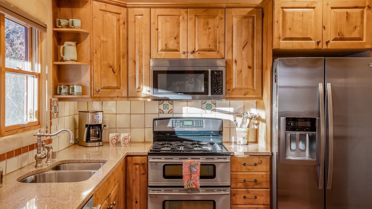 Photo of Kitchen in Northeast Santa Fe