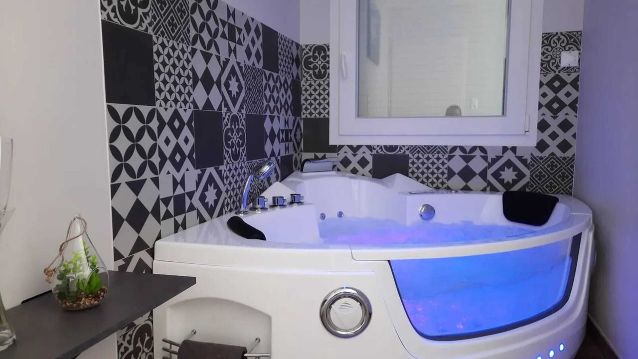 Photo of Bathroom in Lussas