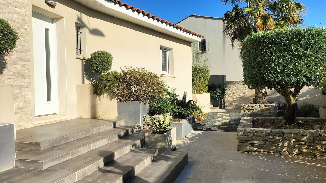 Photo of Outdoor in Le Cres