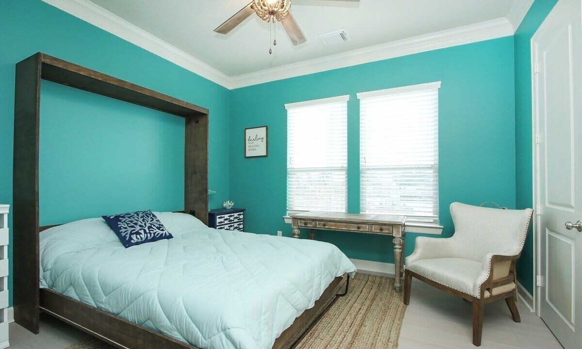 Photo of Bedroom in Clear Lake Shores