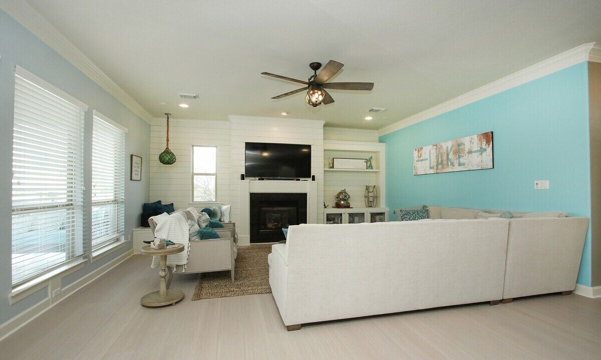 Photo of Bedroom in Clear Lake Shores