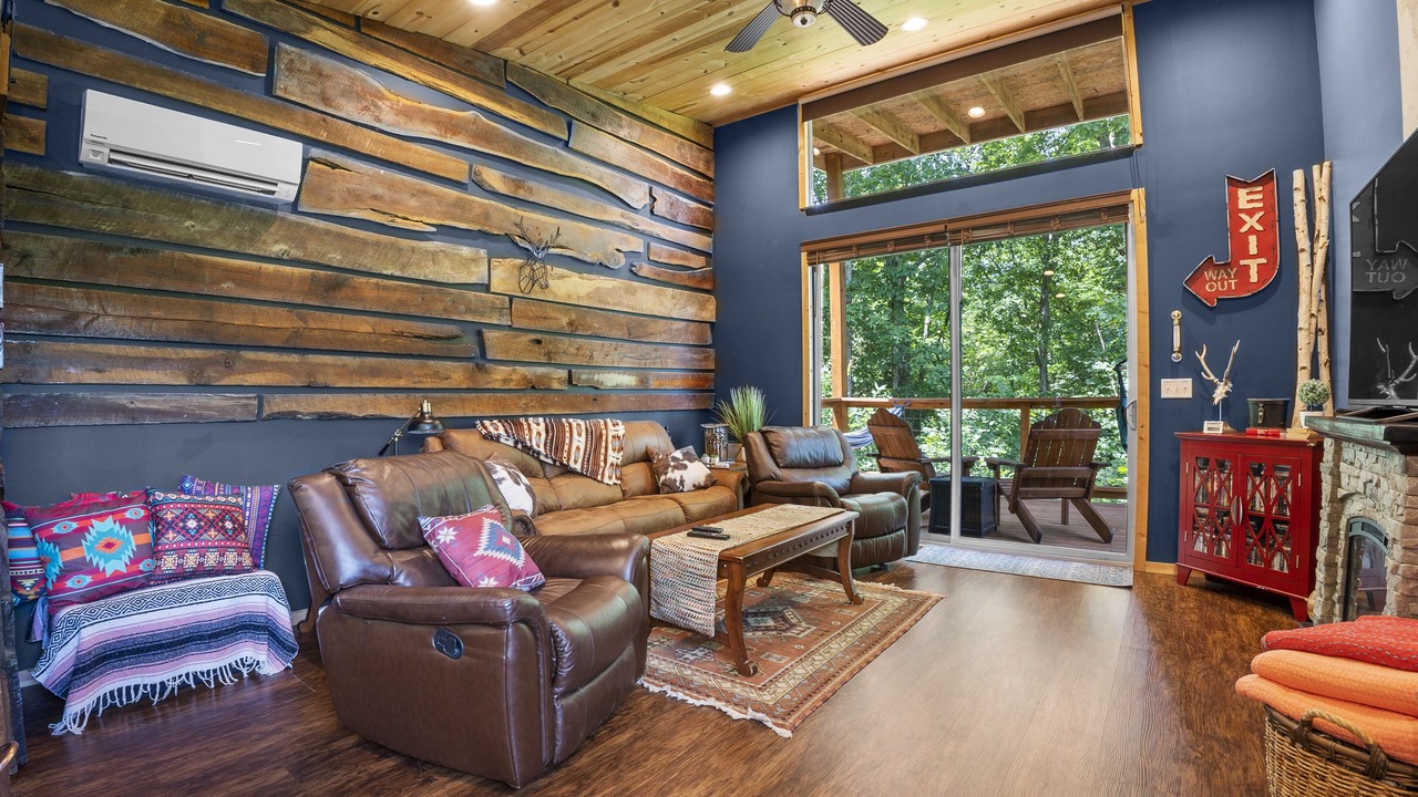 Photo of Livingroom in French Village
