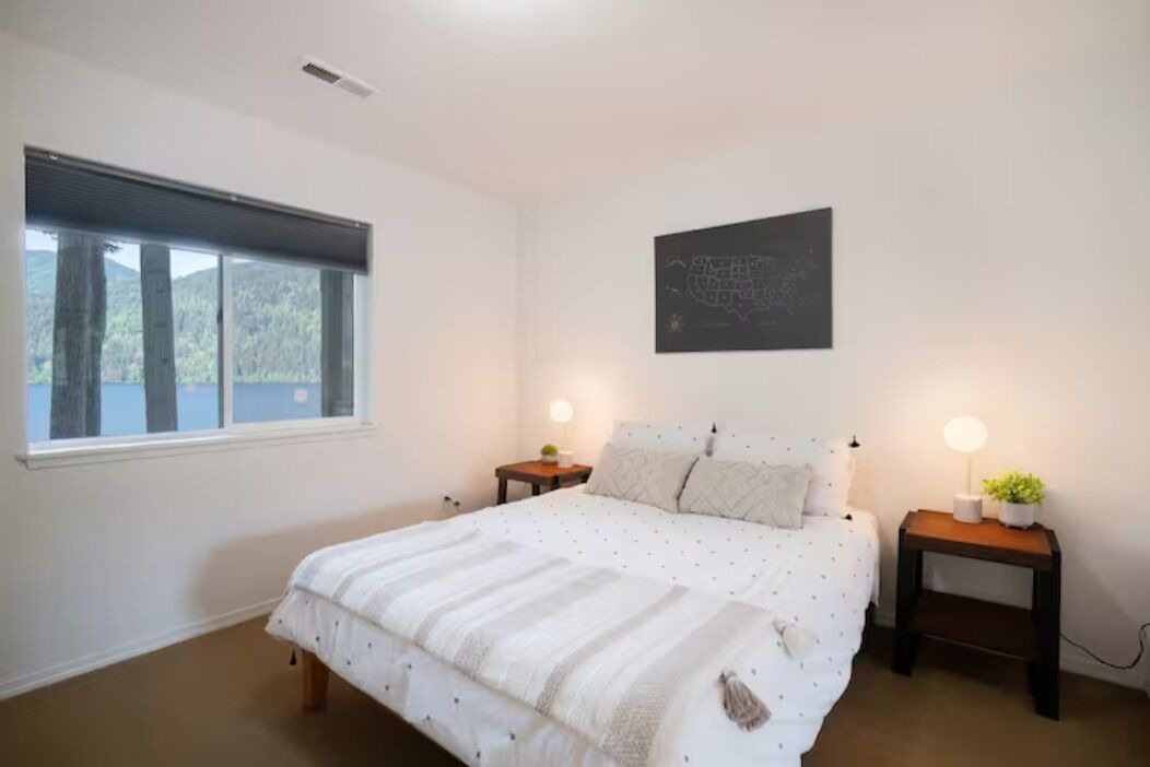 Photo of Bedroom in Sudden Valley