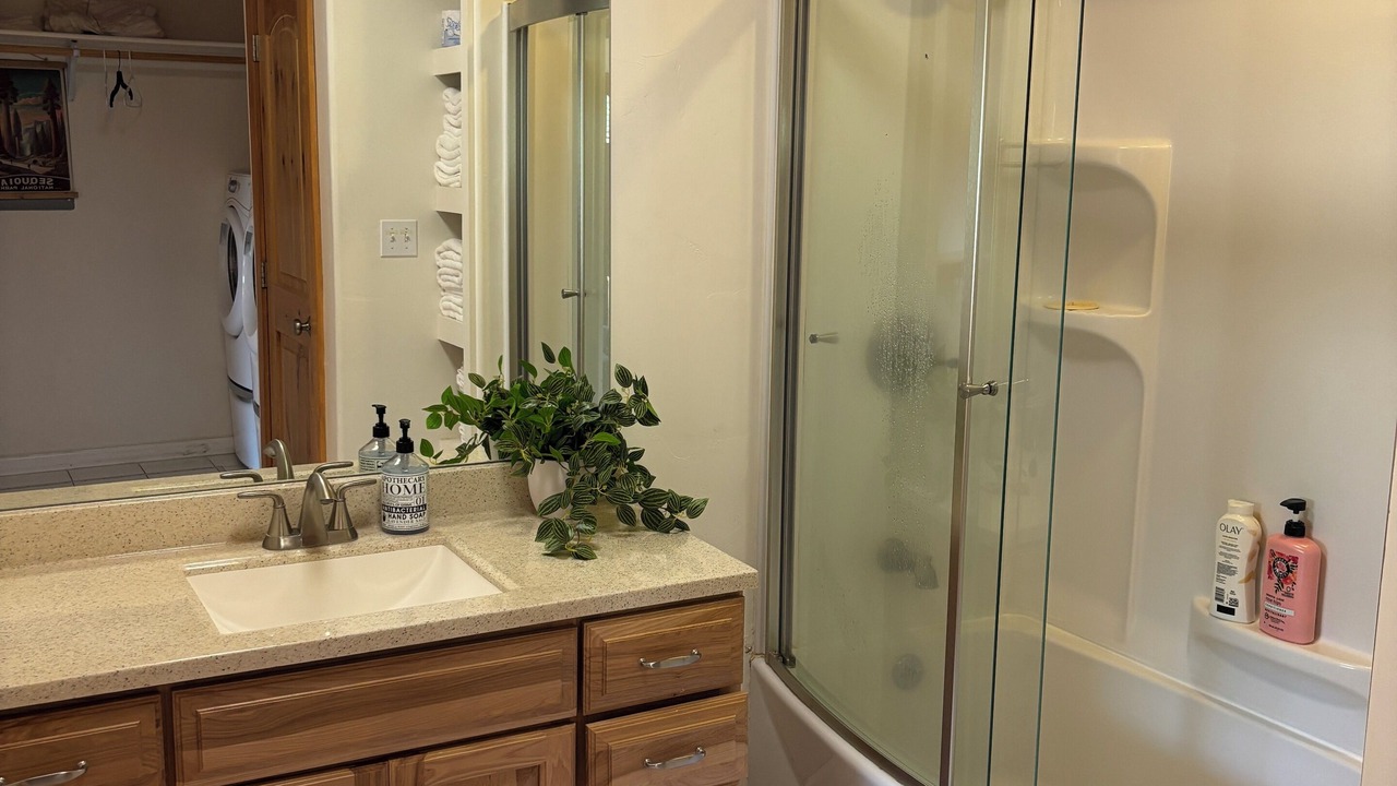 Photo of Bathroom in Kaweah
