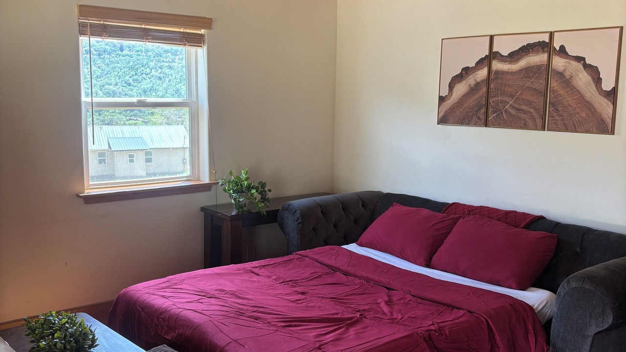Photo of Bedroom in Kaweah