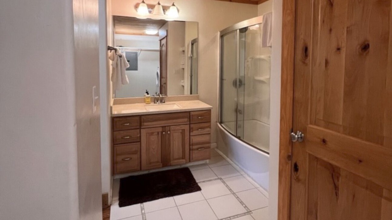 Photo of Bathroom in Kaweah