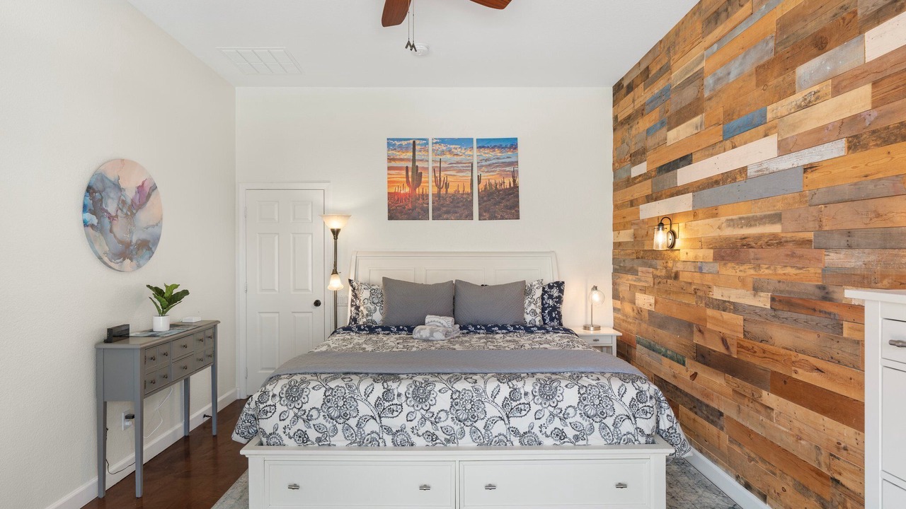 Photo of Bedroom in Springfield Lakes Reflection