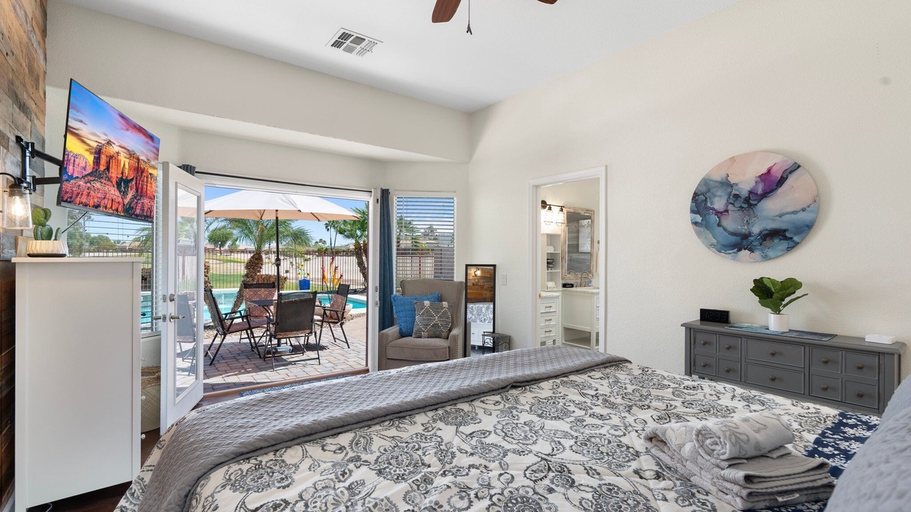 Photo of Bedroom in Springfield Lakes Reflection