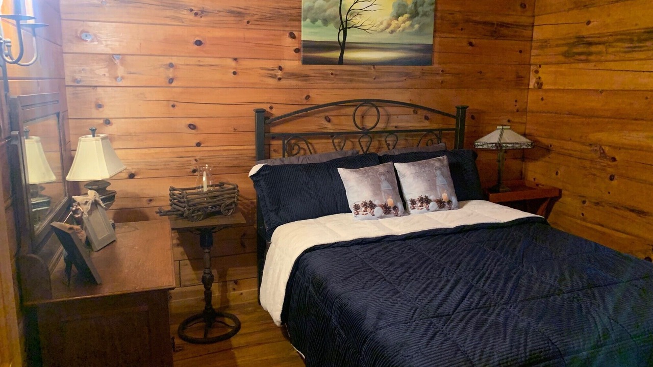Photo of Bedroom in Tate