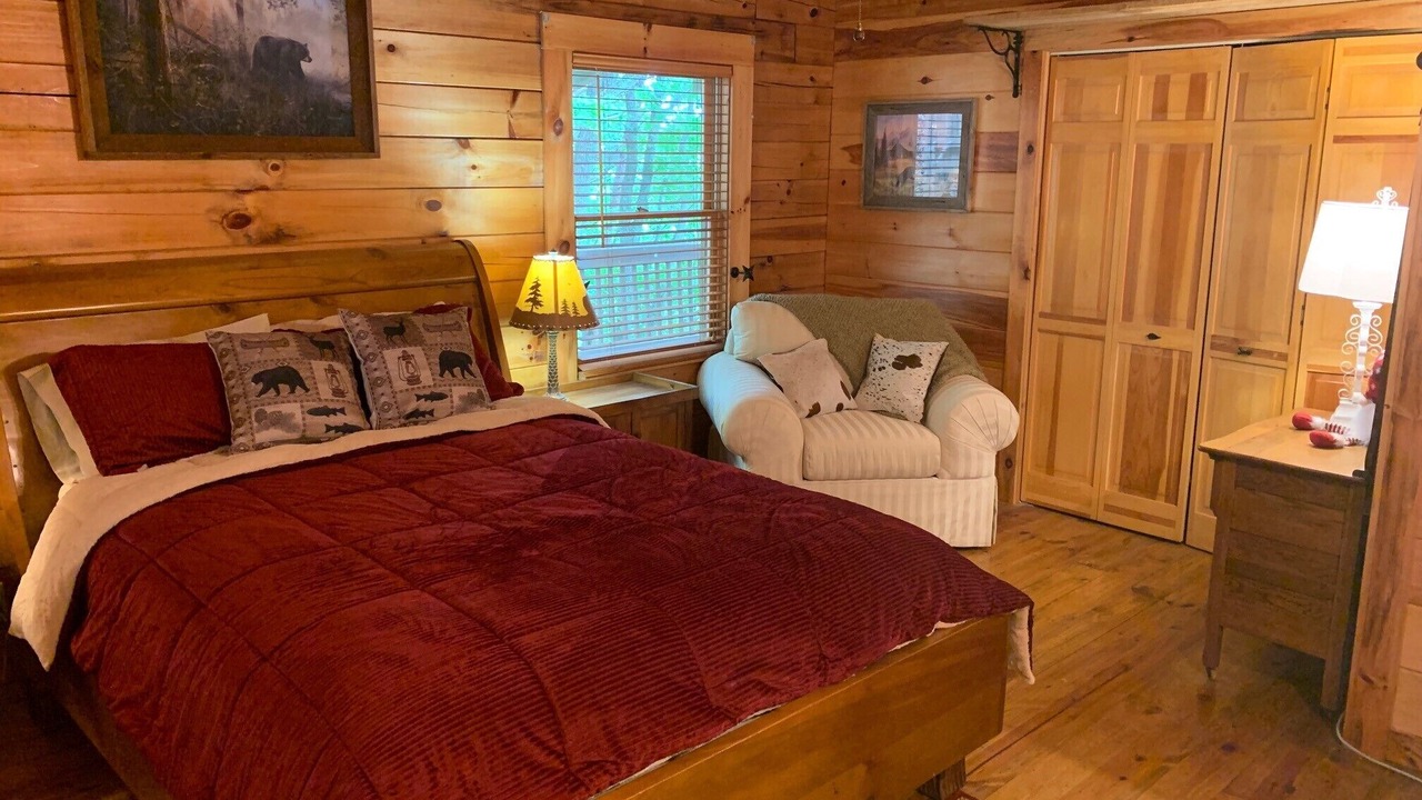 Photo of Bedroom in Tate