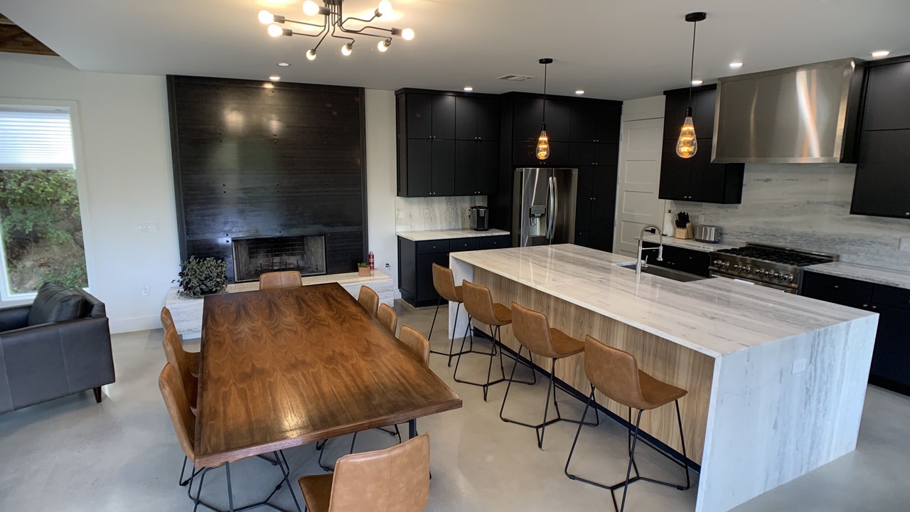 Photo of Kitchen in Apache Shores