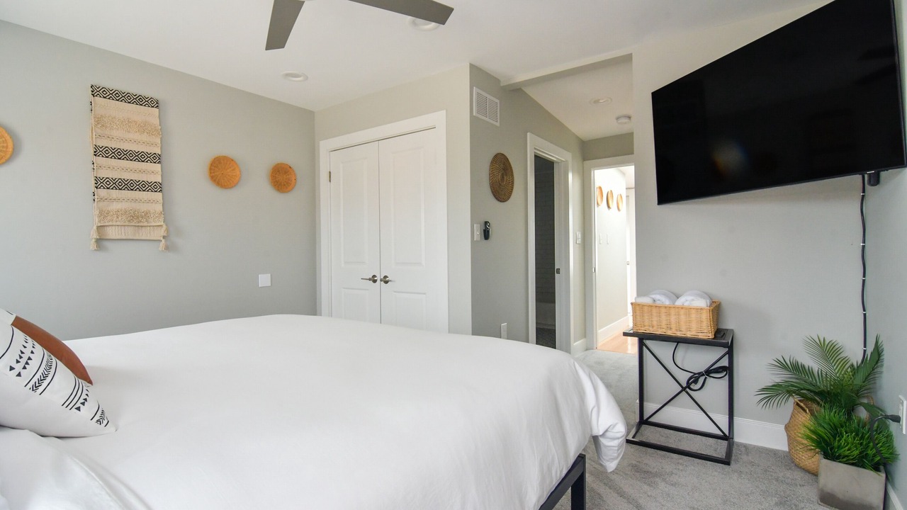 Photo of Bedroom in Downtown Baltimore