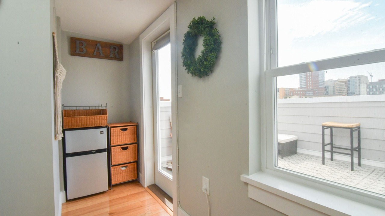 Photo of Others in Downtown Baltimore