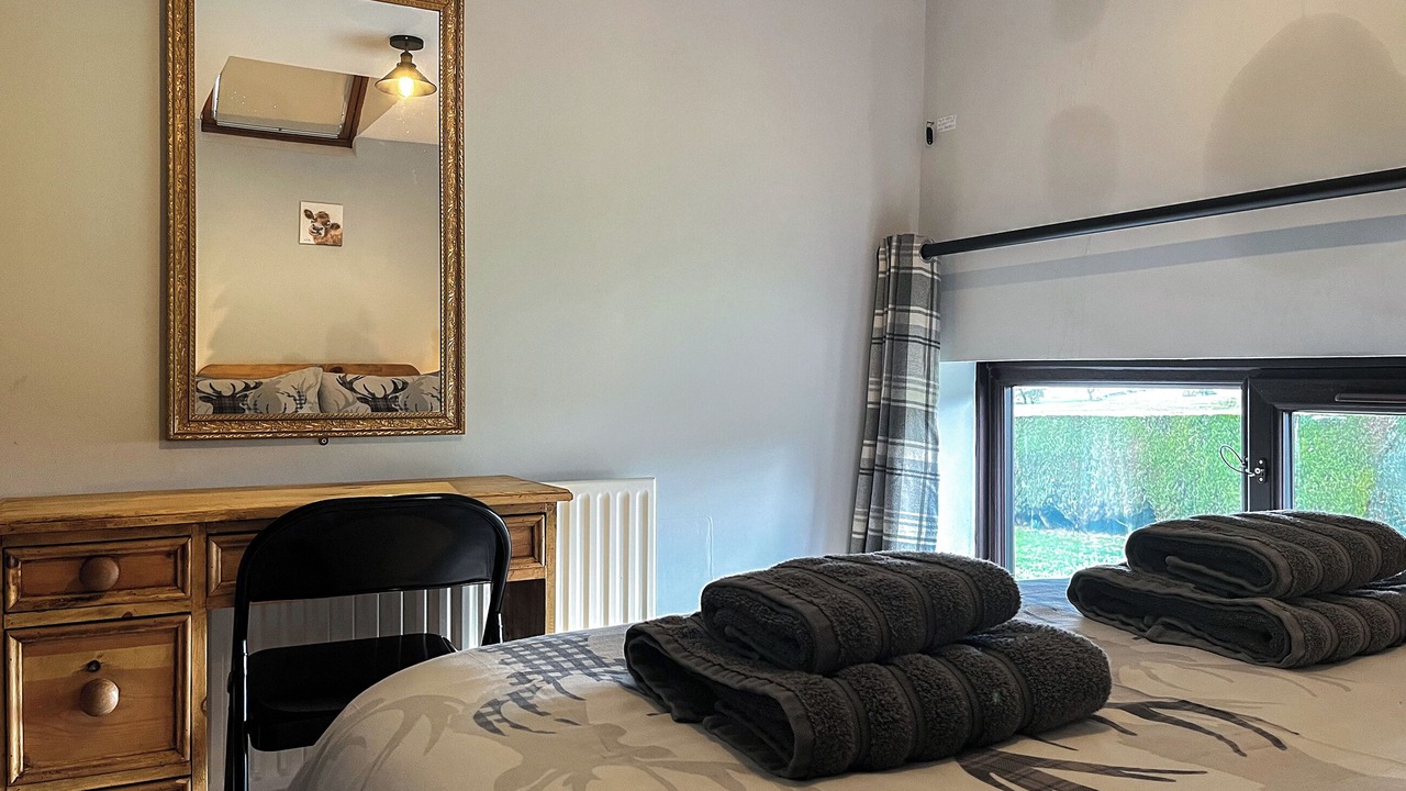 Photo of Others in Over Haddon