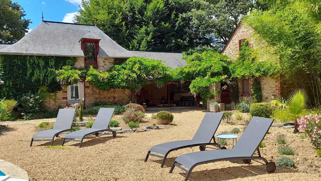 Photo of Outdoor in Saint-Sauveur-de-Flee