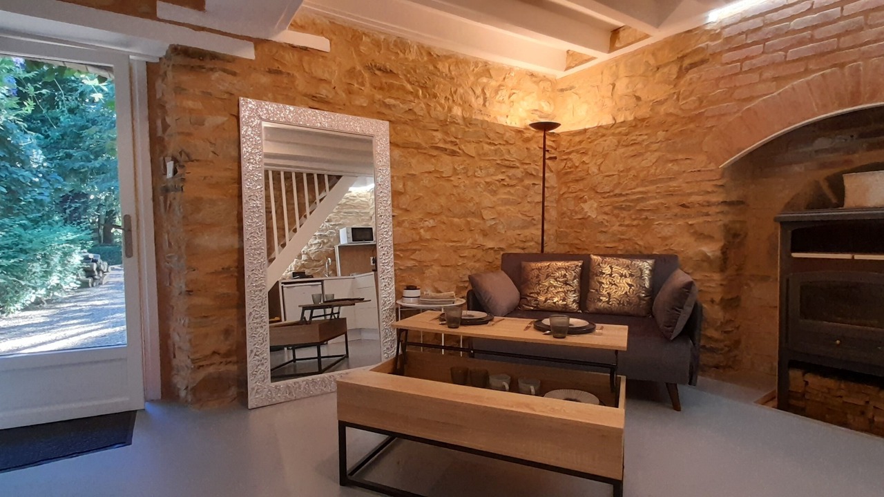 Photo of Livingroom in Saint-Sauveur-de-Flee