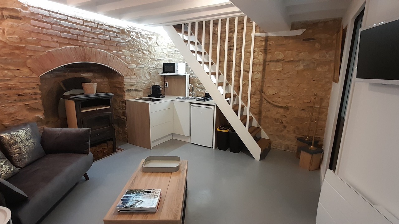 Photo of Livingroom in Saint-Sauveur-de-Flee