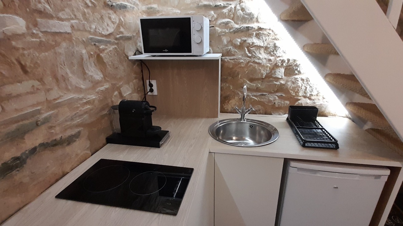 Photo of Kitchen in Saint-Sauveur-de-Flee
