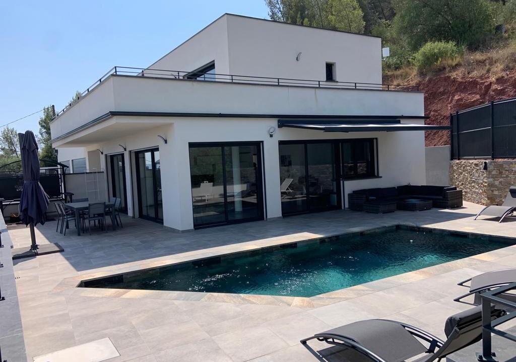 Photo of Outdoor in Cuers