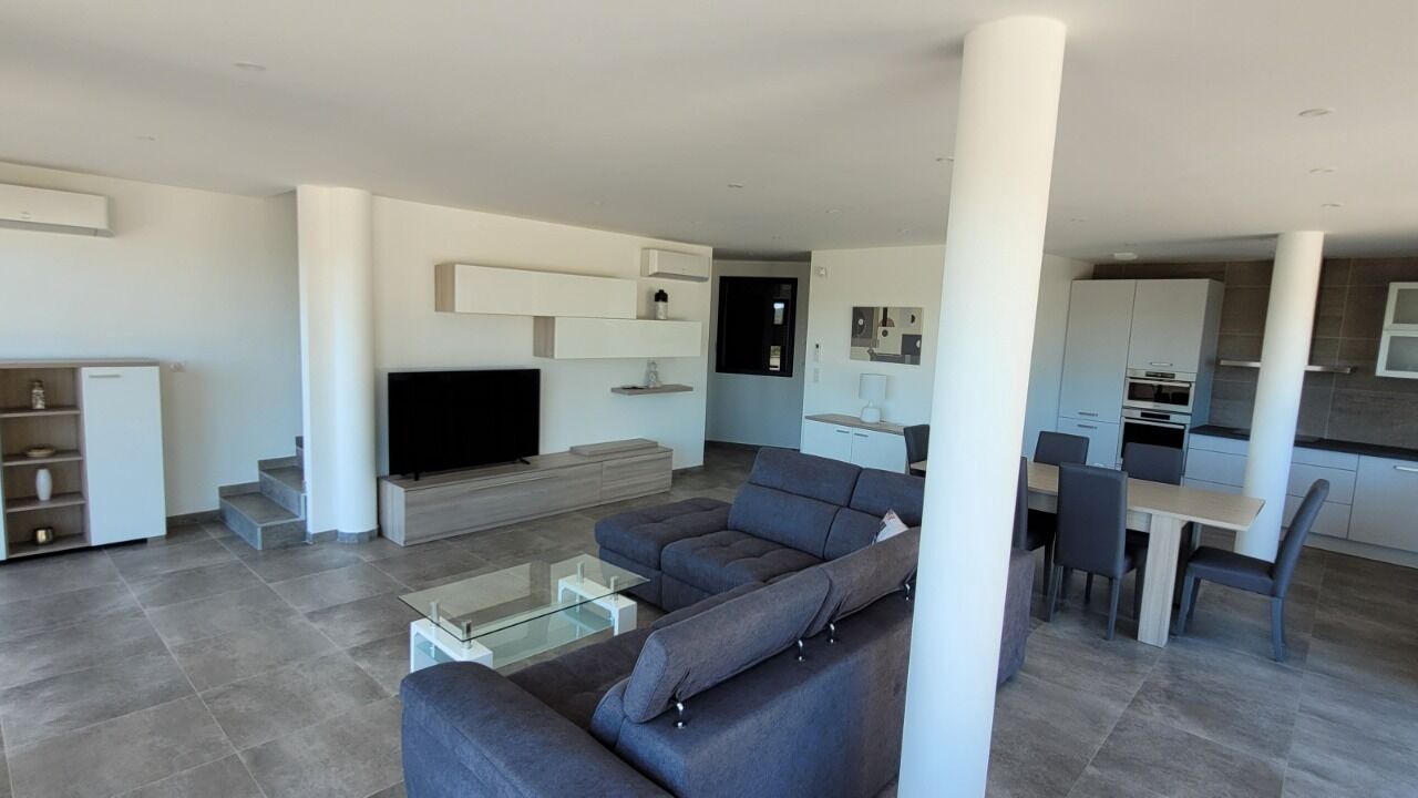 Photo of Livingroom in Cuers