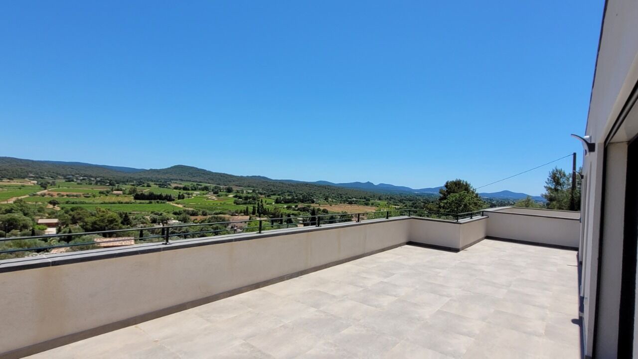 Photo of Outdoor in Cuers