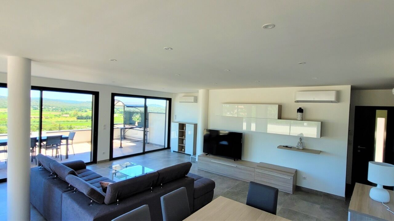 Photo of Livingroom in Cuers