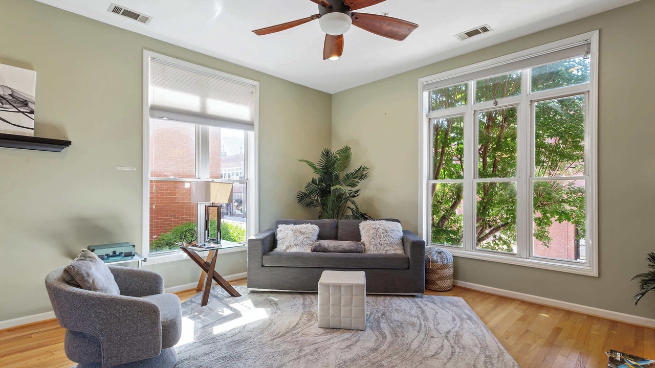 Photo of Bedroom in Downtown