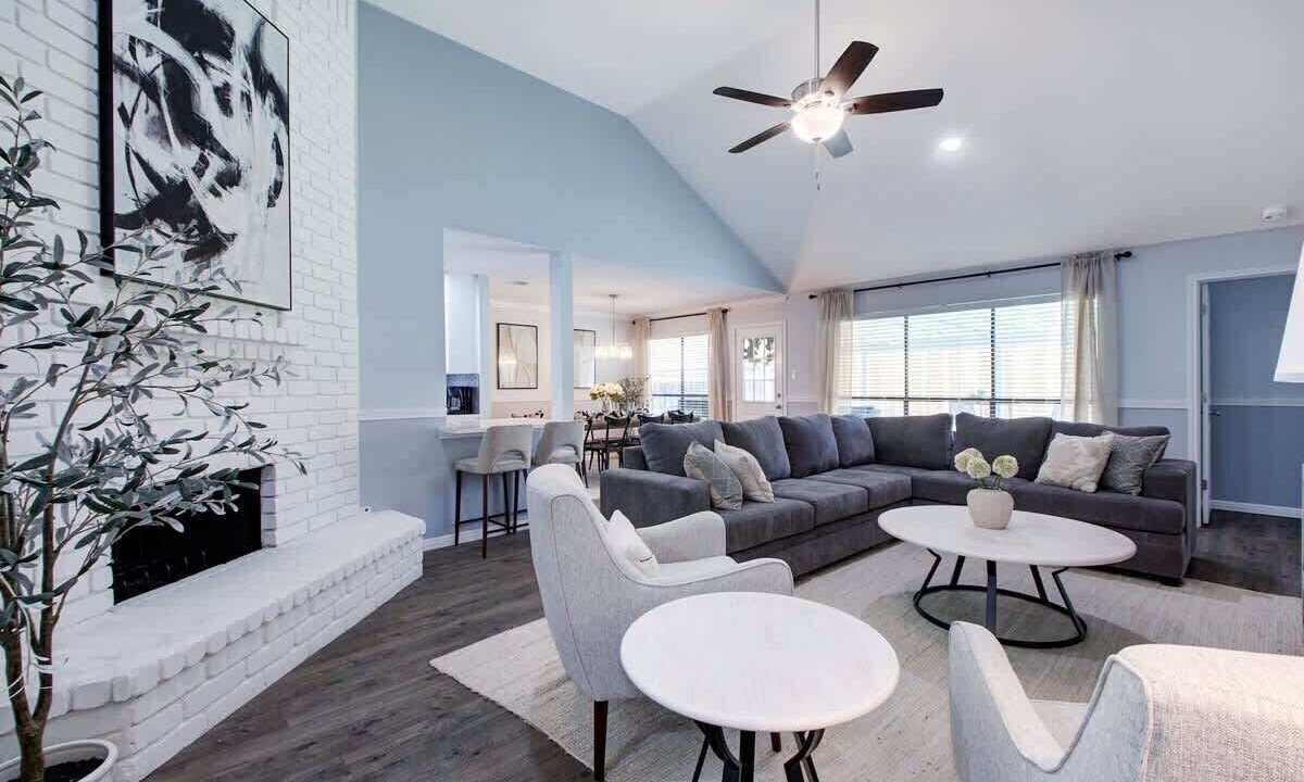 Photo of Livingroom in Block House Creek