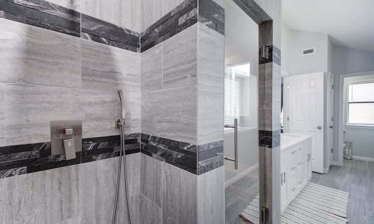 Photo of Bathroom in Block House Creek