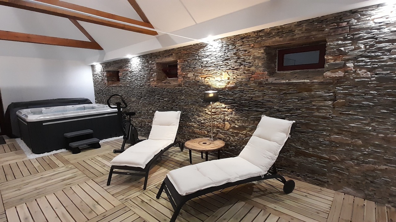 Photo of Others in Saint-Sauveur-de-Flee