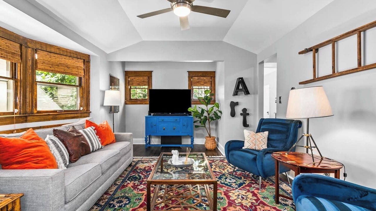 Photo of Livingroom in Hanover Place