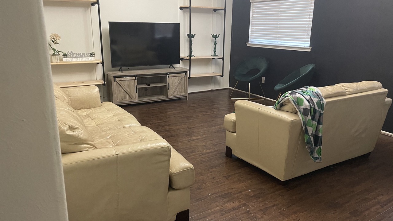 Photo of Livingroom in Central Southwest