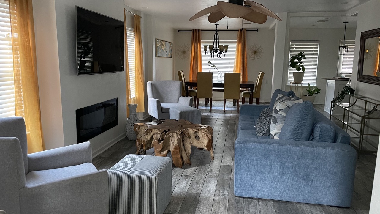 Photo of Livingroom in Central Southwest