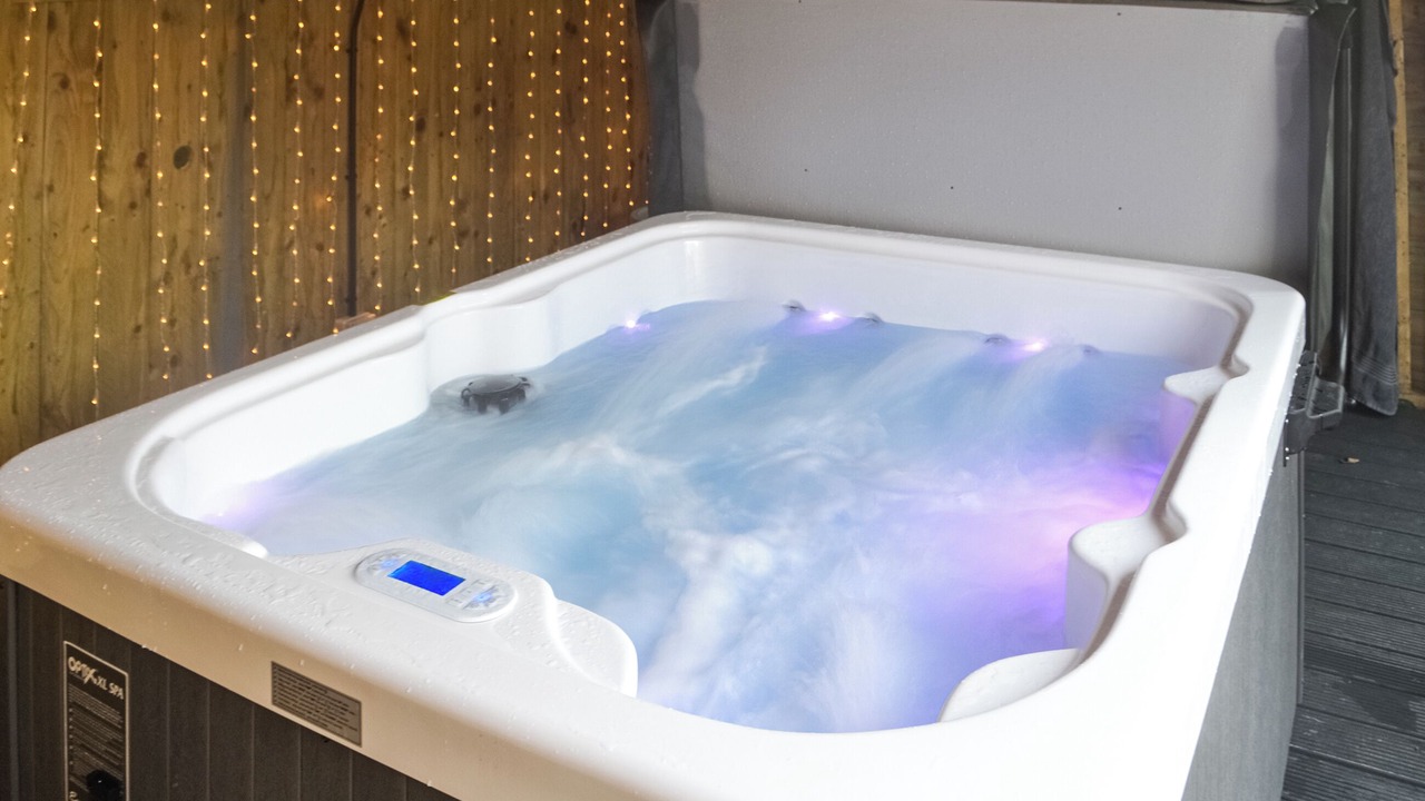 Photo of Others in Twice Brewed